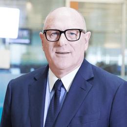 Verizon(VZ.US)强劲附加服务需求推动Q2利润超预期并上调全年指引